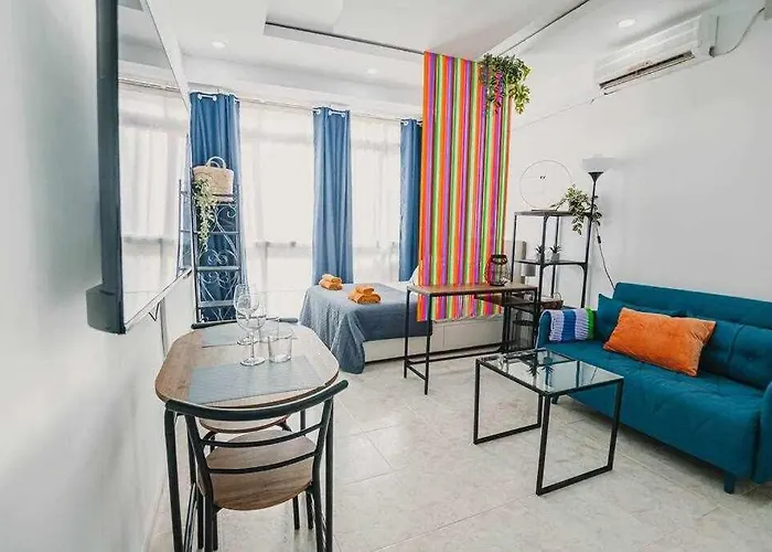 Estudio Pride Torremolinos. Апартаменты Торремолинос